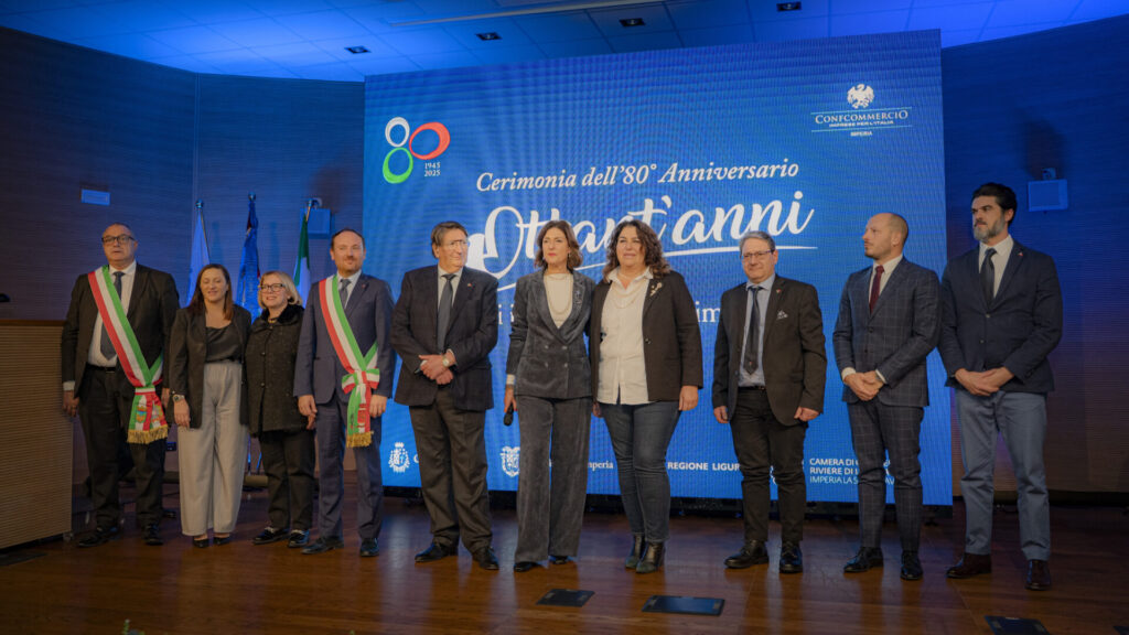 La premiazione dei soci per ciascuna zona della Provincia, ecco alcuni degli scatti dell'evento 80° Anniversario Confcommercio